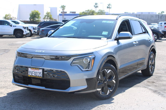 Used 2025 Kia Niro Wind FWD image 9