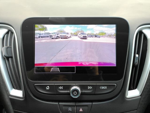 Used 2025 Chevrolet Malibu RS FWD image 8