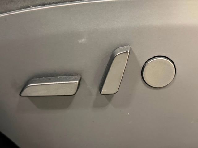 Used 2020 Tesla Model X AWD/4WD image 21