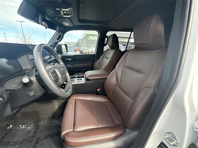 Used 2024 Toyota Land Cruiser image 11