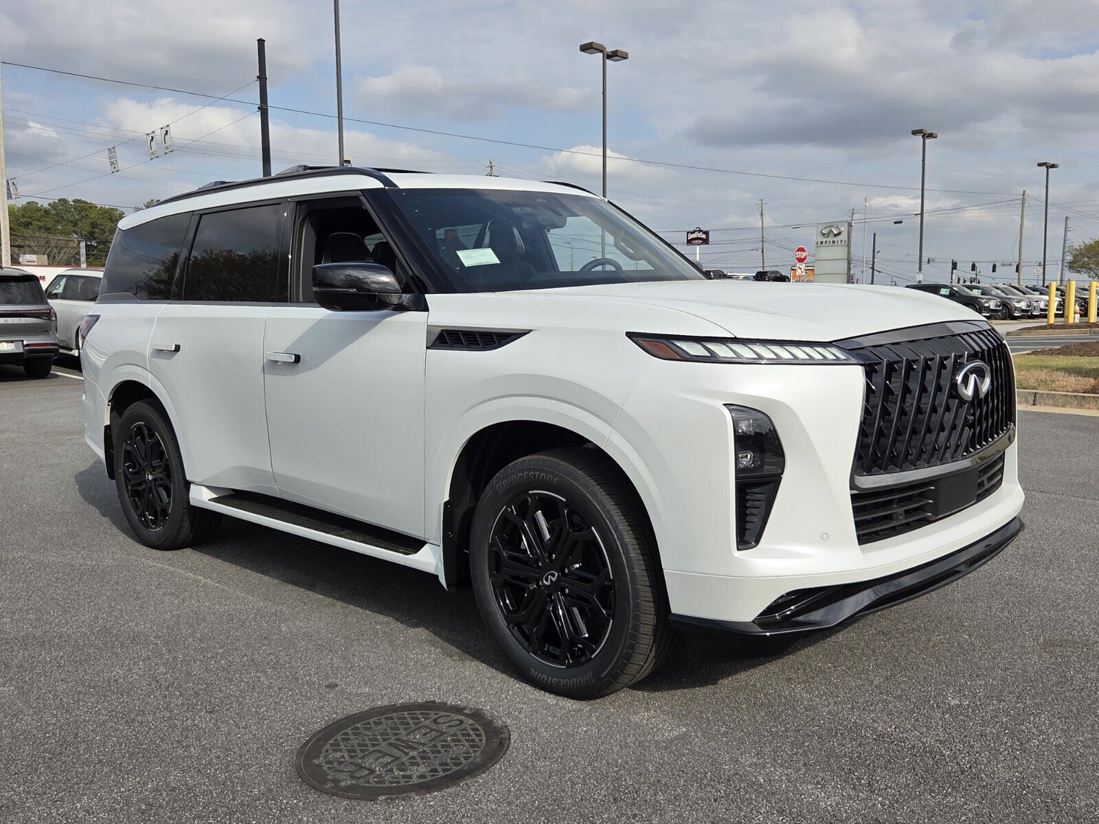 New 2026 INFINITI QX80 4WD image 4