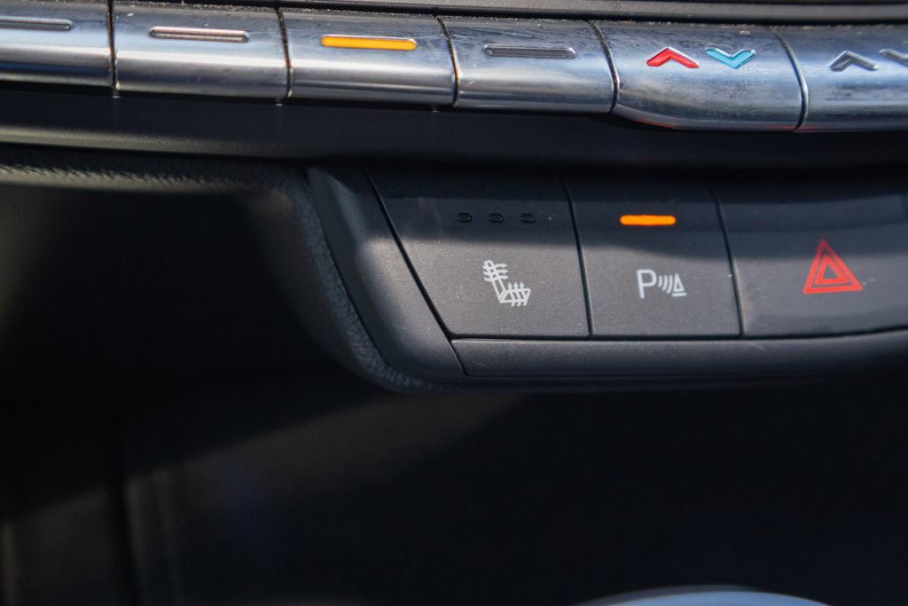Used 2023 Cadillac XT4 Luxury w/ Cold Weather Package image 22