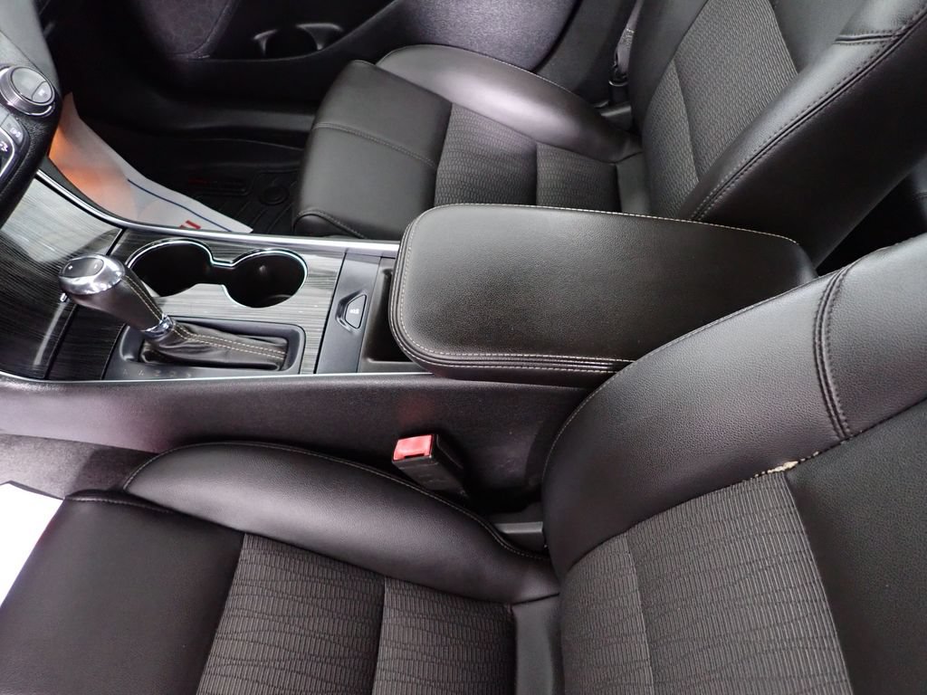 Used 2016 Chevrolet Impala LT FWD image 26