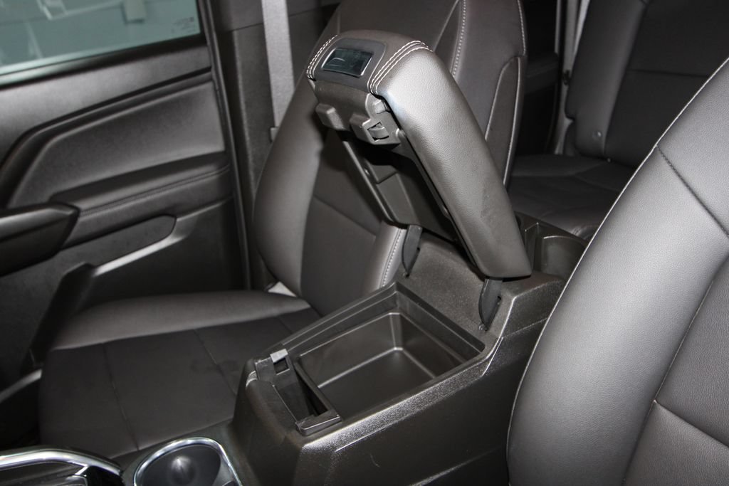 Used 2023 GMC Canyon Elevation w/ Elevation Premium Package RWD image 17