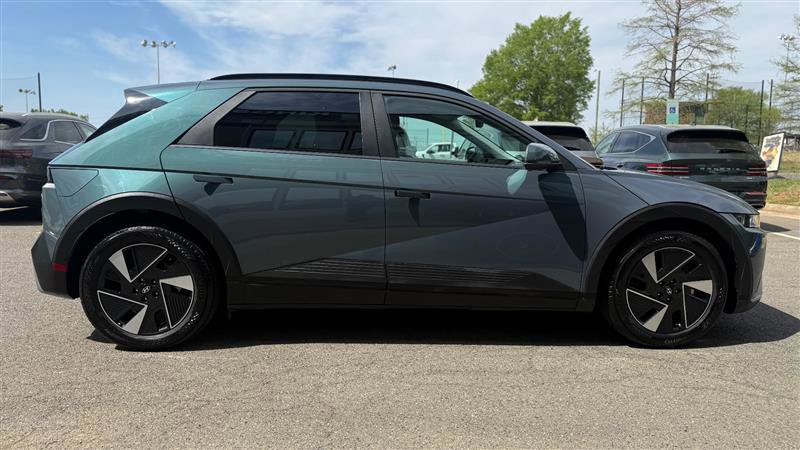 Used 2025 Hyundai Ioniq 5 SEL RWD image 6