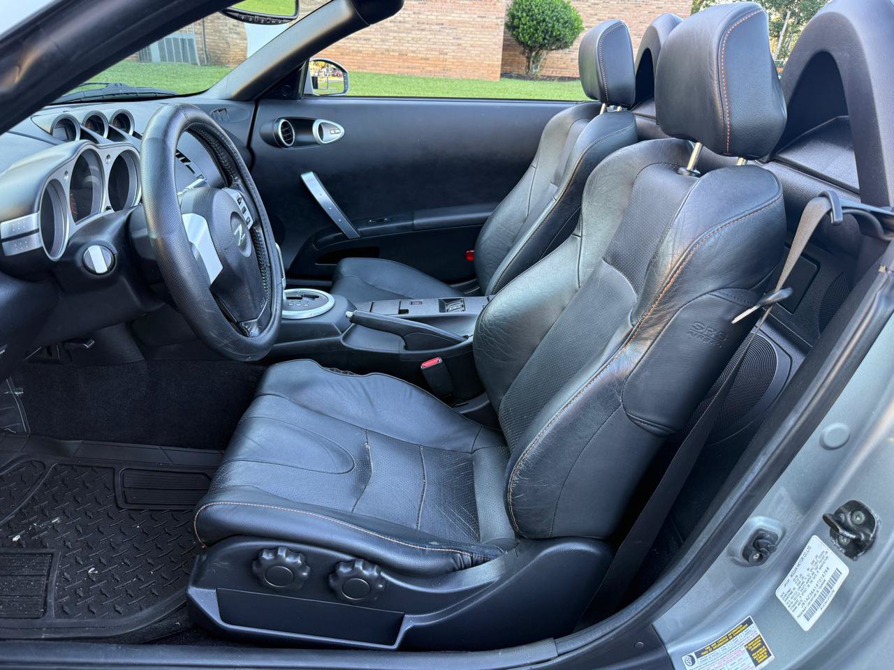 Used 2004 Nissan 350Z Touring RWD image 24