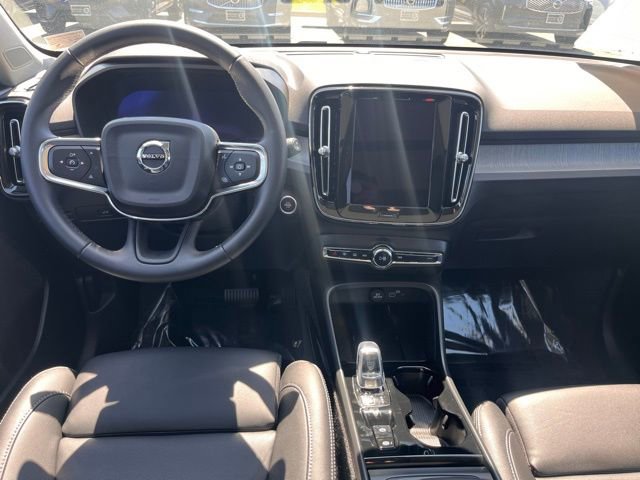 Used 2026 Volvo XC40 B5 Plus w/ Protection Package Premier AWD/4WD image 21