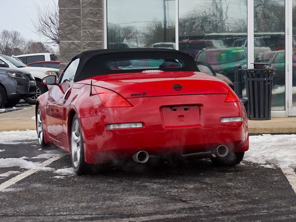 Used 2007 Nissan 350Z Touring image 4