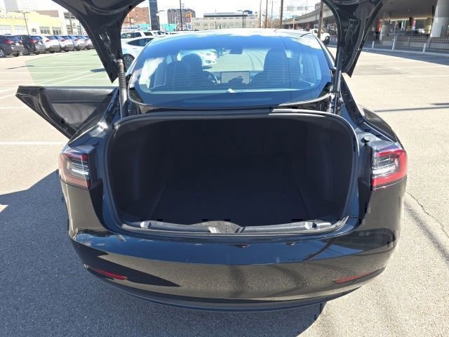 Used 2022 Tesla Model 3 image 12