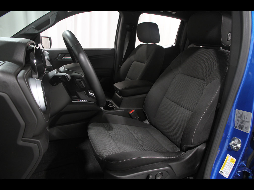 Certified 2024 Chevrolet Colorado LT w/ LT Convenience Package II AWD/4WD image 5