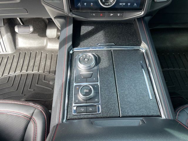 Used 2022 Ford Expedition Max Limited AWD/4WD image 9