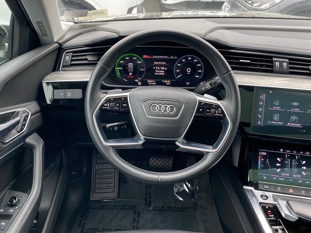 Used 2023 Audi e-tron Premium w/ Convenience Plus Package image 4