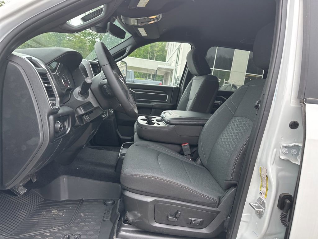 New 2025 RAM 2500 Big Horn image 10