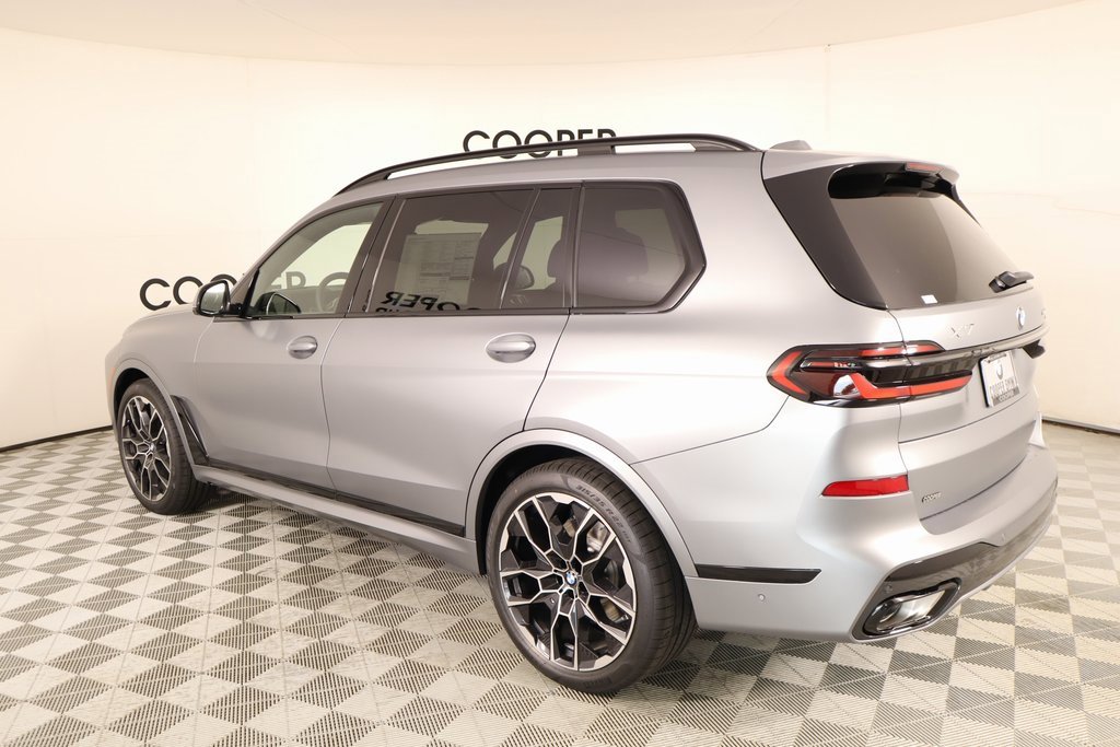 New 2026 BMW X7 xDrive40i w/ Executive Package image 25