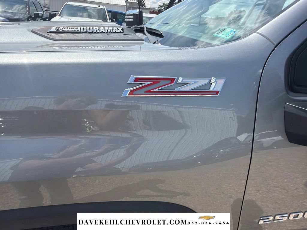 Used 2025 Chevrolet Silverado 2500 LTZ w/ LTZ Plus Package AWD/4WD image 43