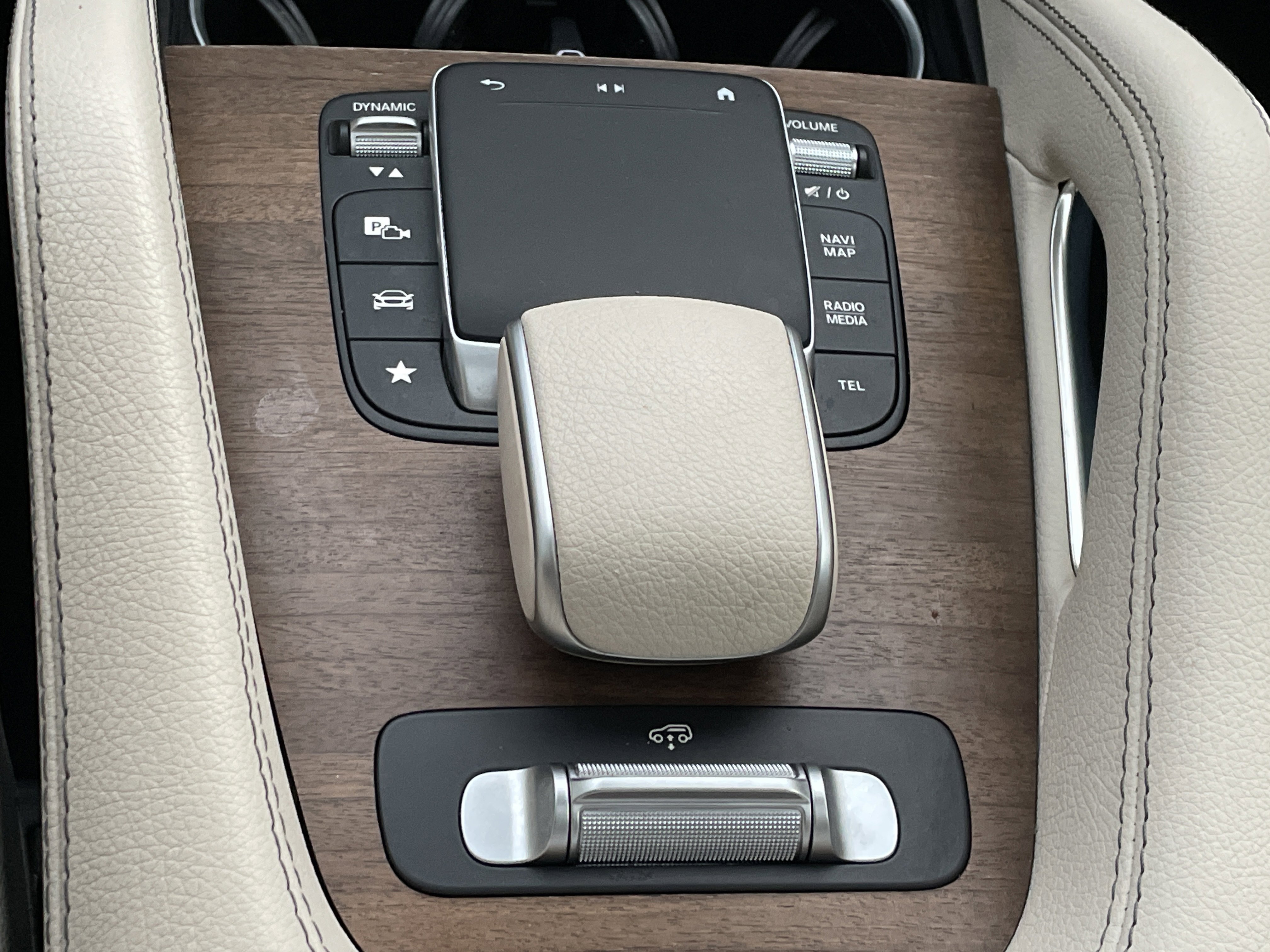 Certified 2023 Mercedes-Benz GLS 450 GLS 450 4MATIC SUV image 37