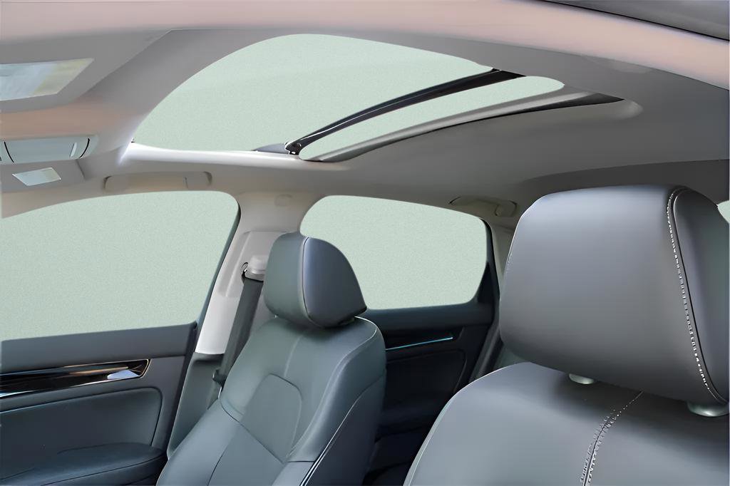 Used 2024 Honda Civic Touring image 10
