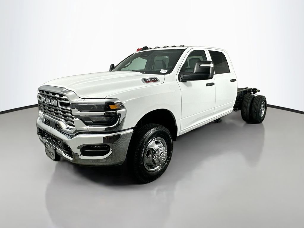 New 2026 RAM 3500 Tradesman w/ Chrome Appearance Group A AWD/4WD video 3