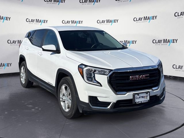 Used 2024 GMC Terrain SLE image 7