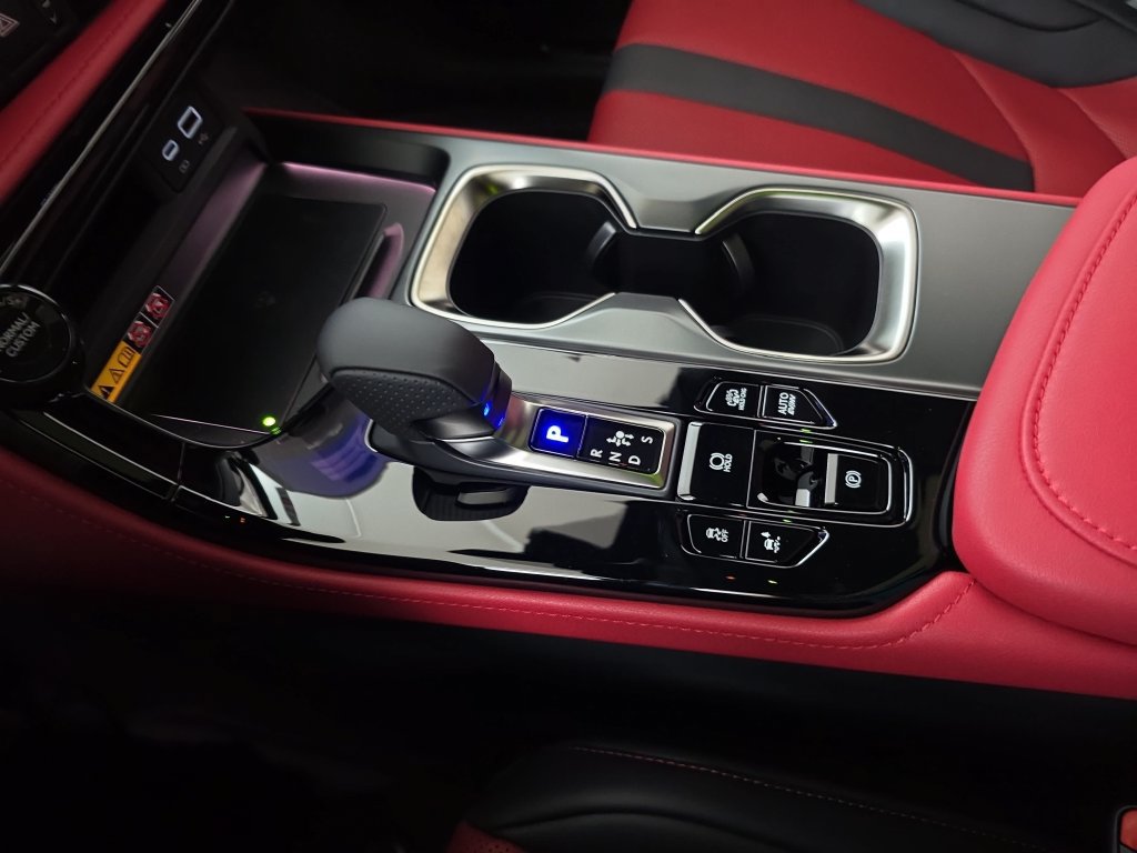 New 2026 Lexus NX 450h+ F Sport AWD/4WD image 23