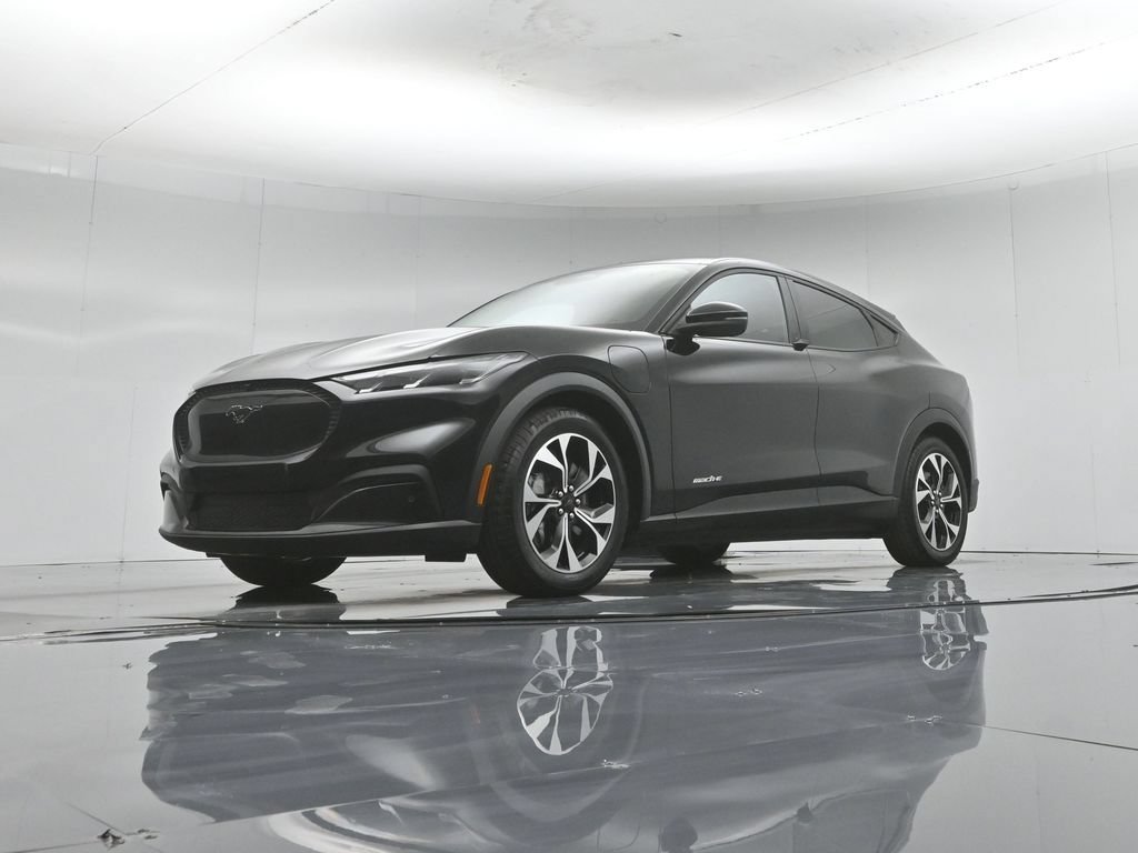 Certified 2025 Ford Mustang Mach-E Select RWD image 43