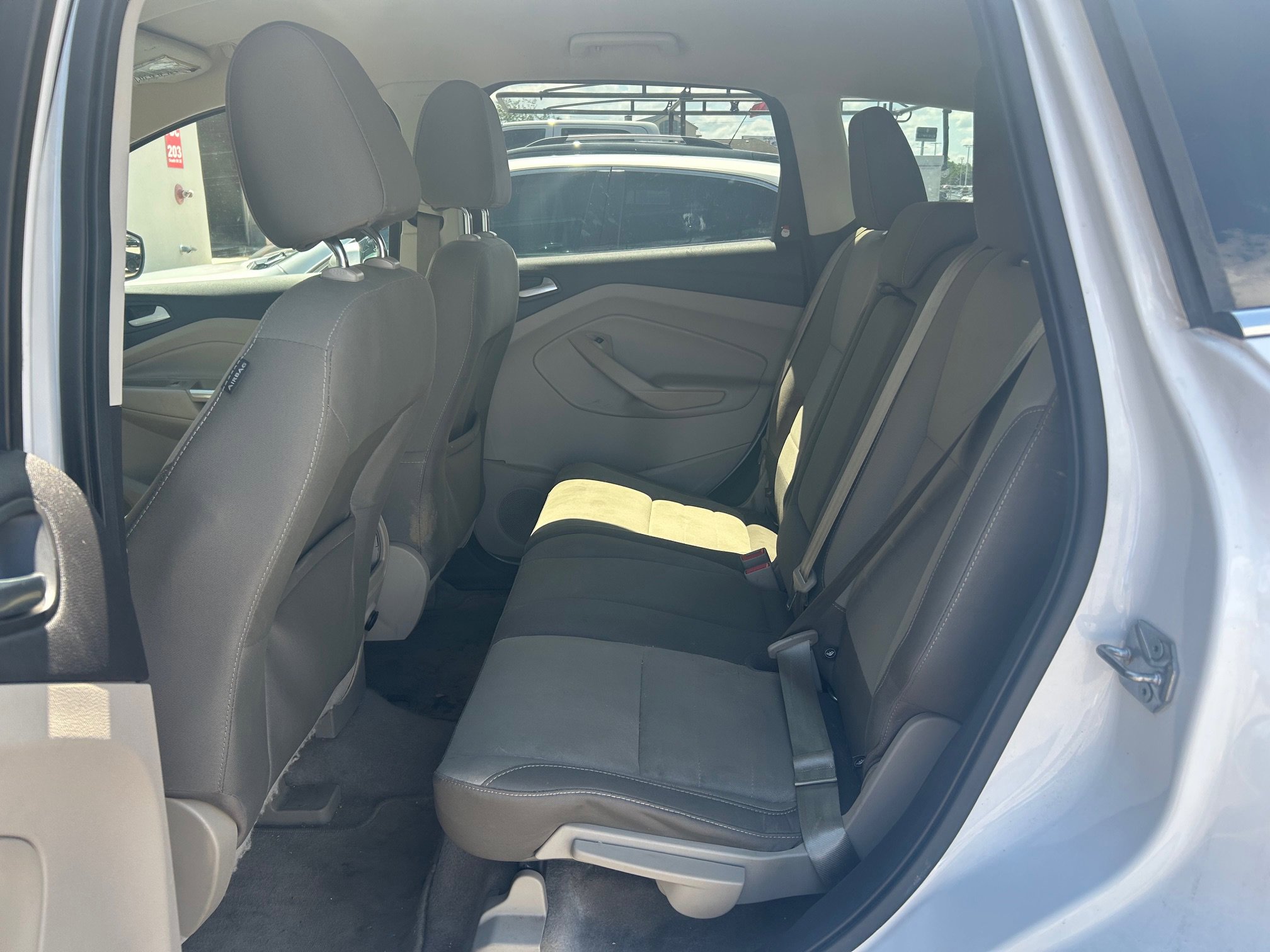 Used 2016 Ford Escape SE FWD image 11