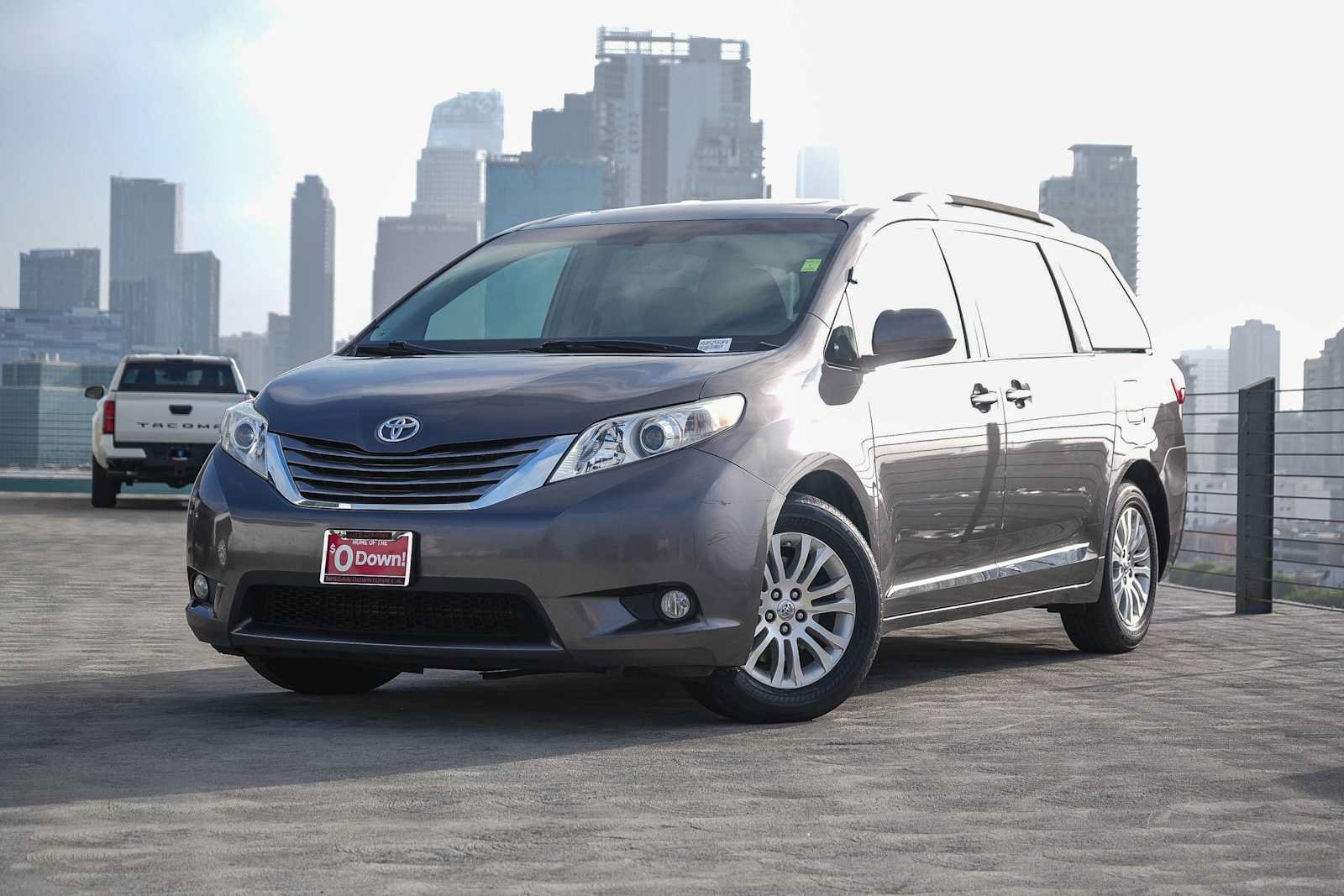 Used 2017 Toyota Sienna XLE w/ XLE Navigation Package