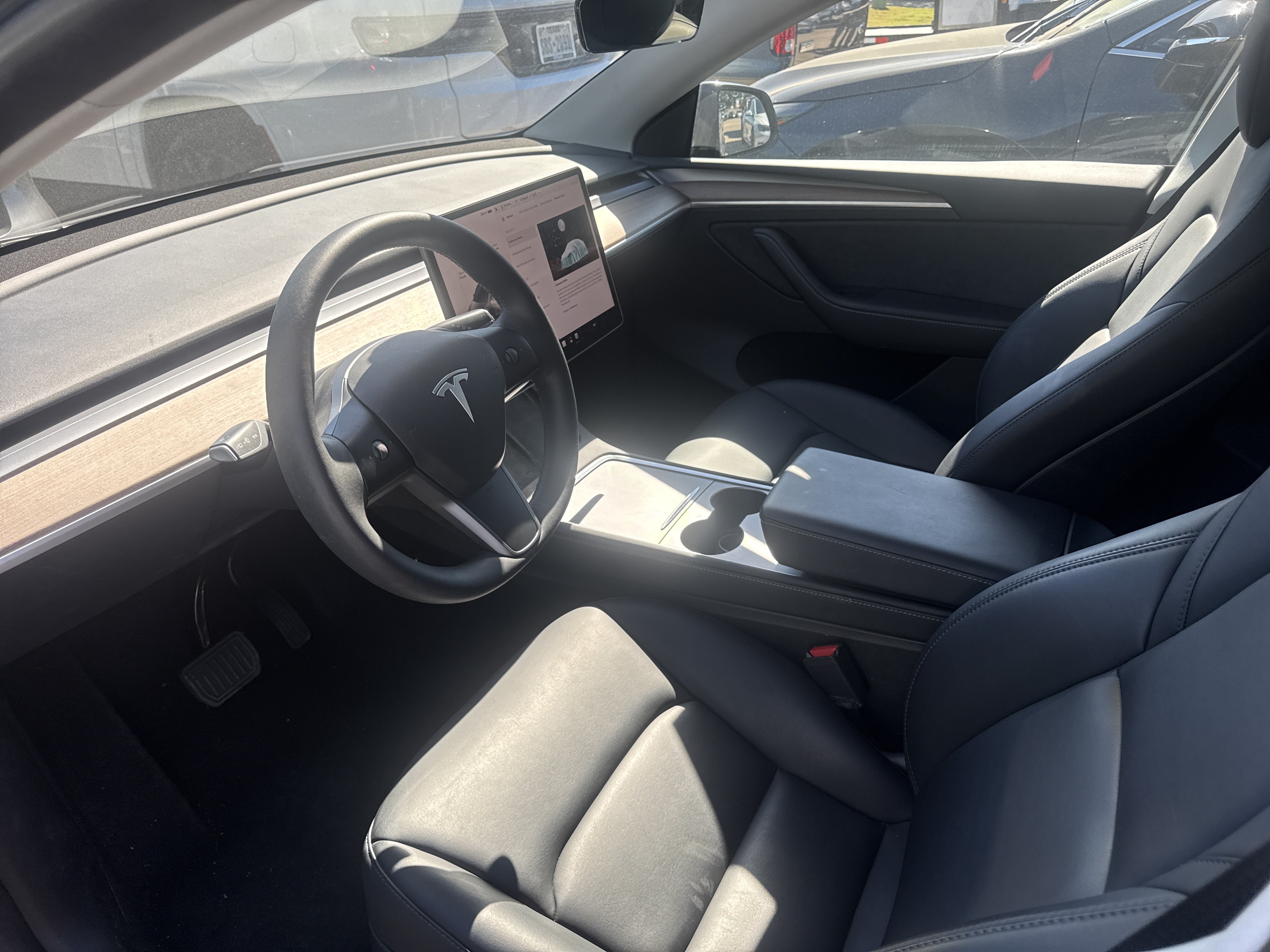 Used 2023 Tesla Model Y Long Range AWD/4WD image 7