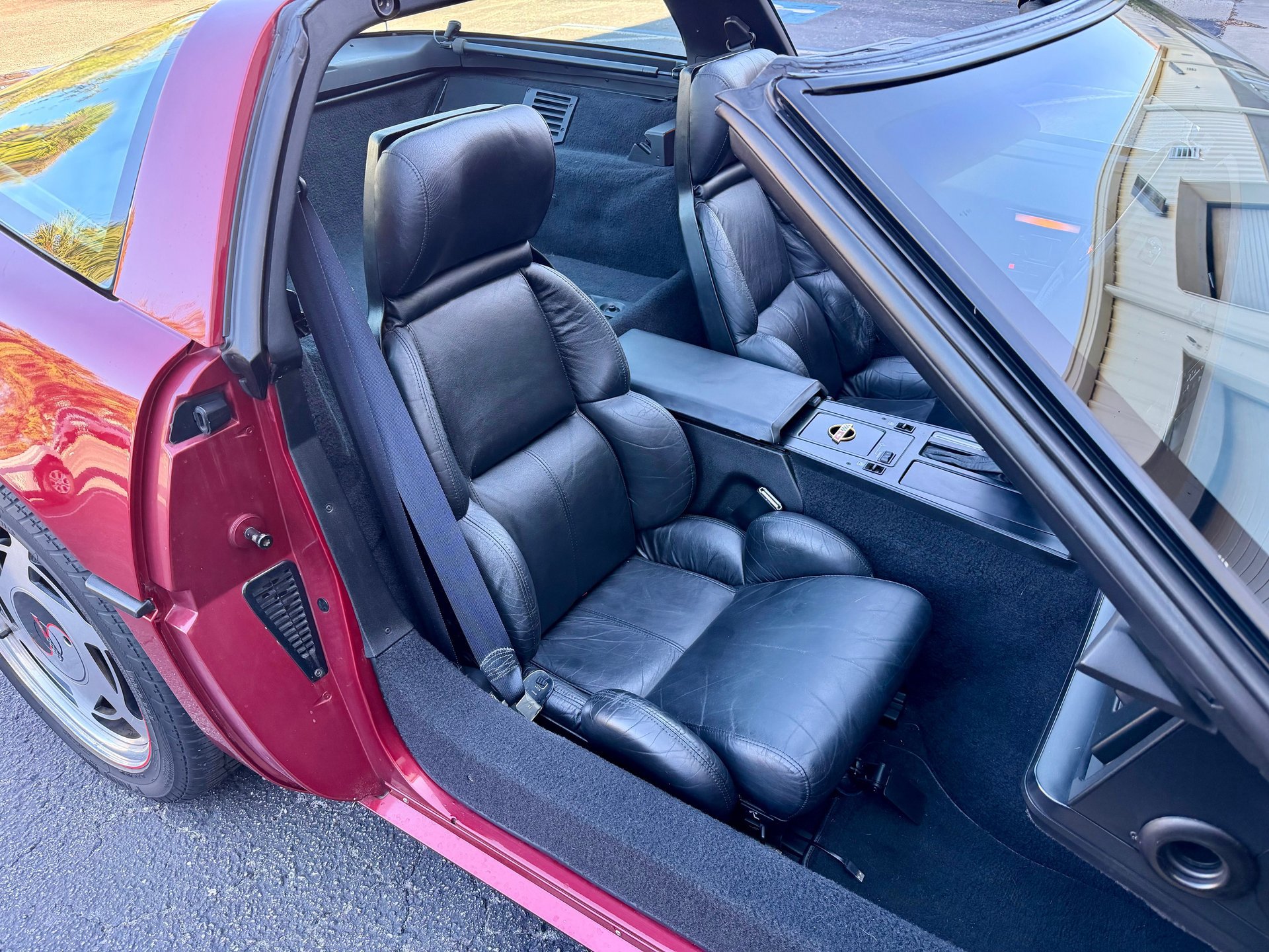 Used 1989 Chevrolet Corvette Coupe RWD image 46
