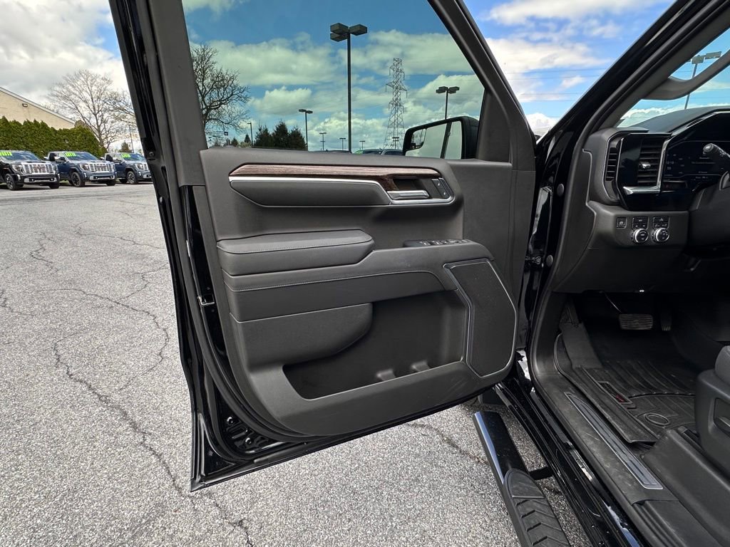 Used 2023 GMC Sierra 1500 Elevation image 19