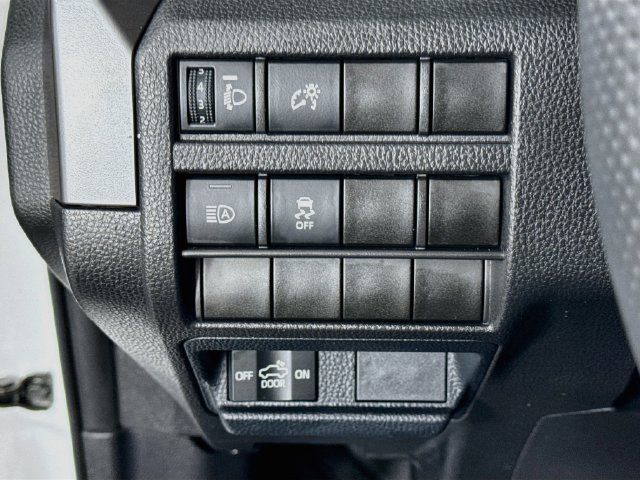 Certified 2025 Toyota Tacoma SR5 RWD image 11