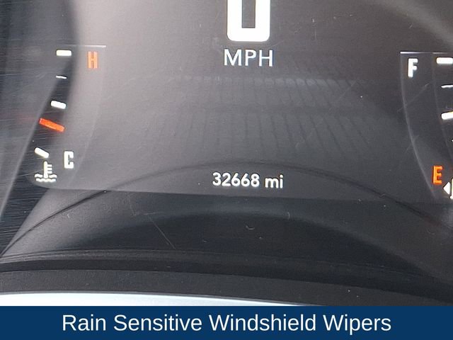 Used 2015 Dodge Challenger R/T Plus image 23