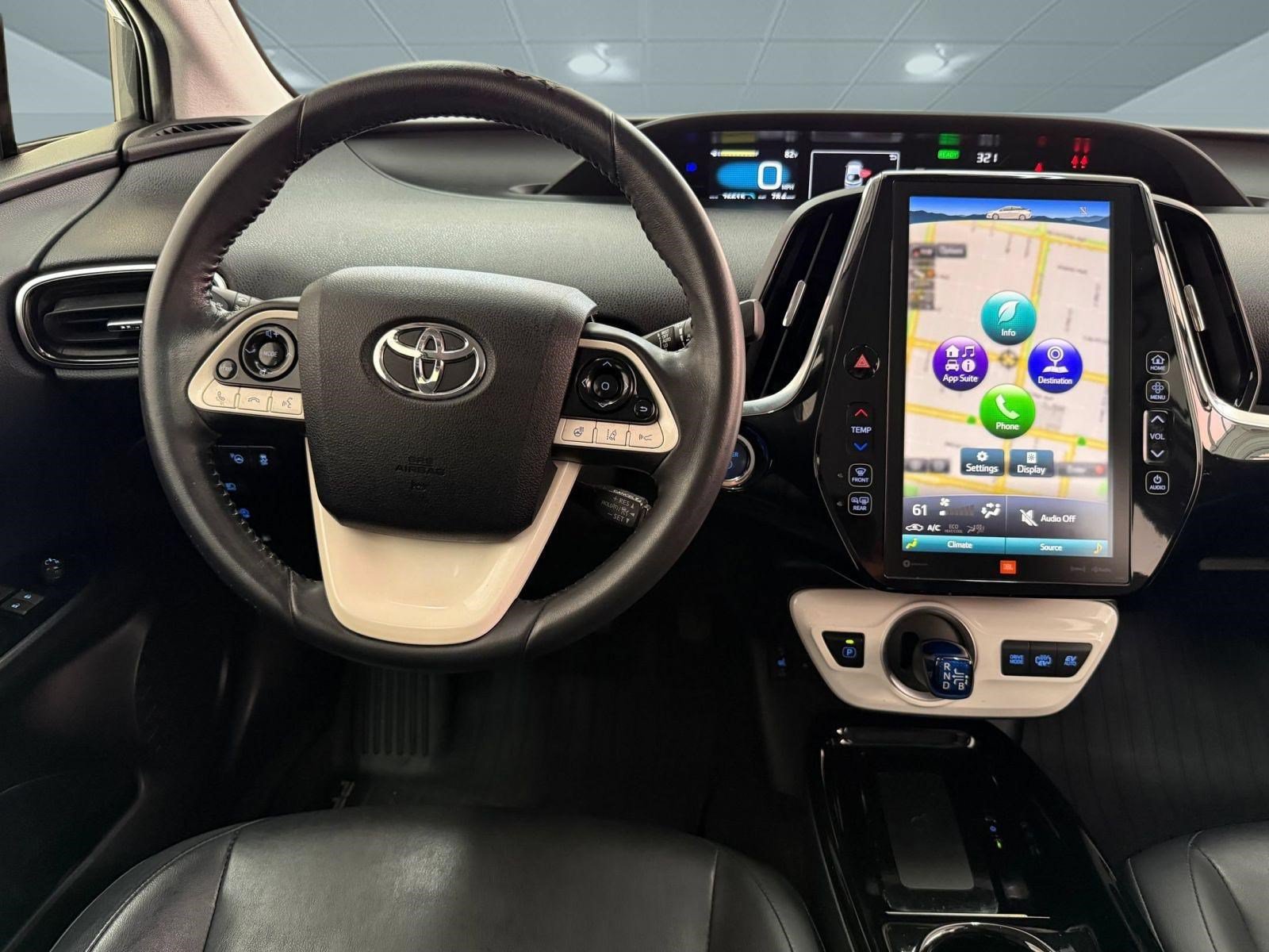 Used 2017 Toyota Prius Prime Advanced FWD image 27