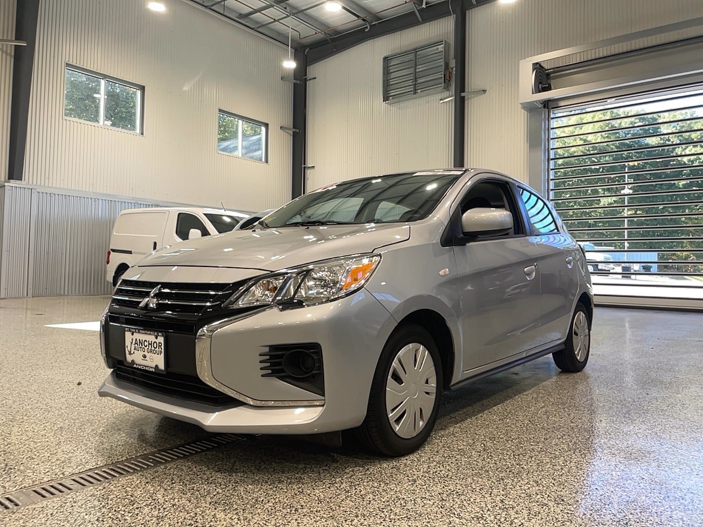 Used 2024 Mitsubishi Mirage ES FWD image 4