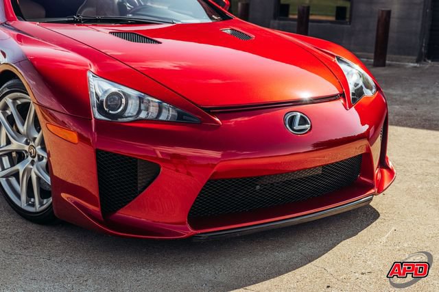 Used 2012 Lexus LFA RWD image 23