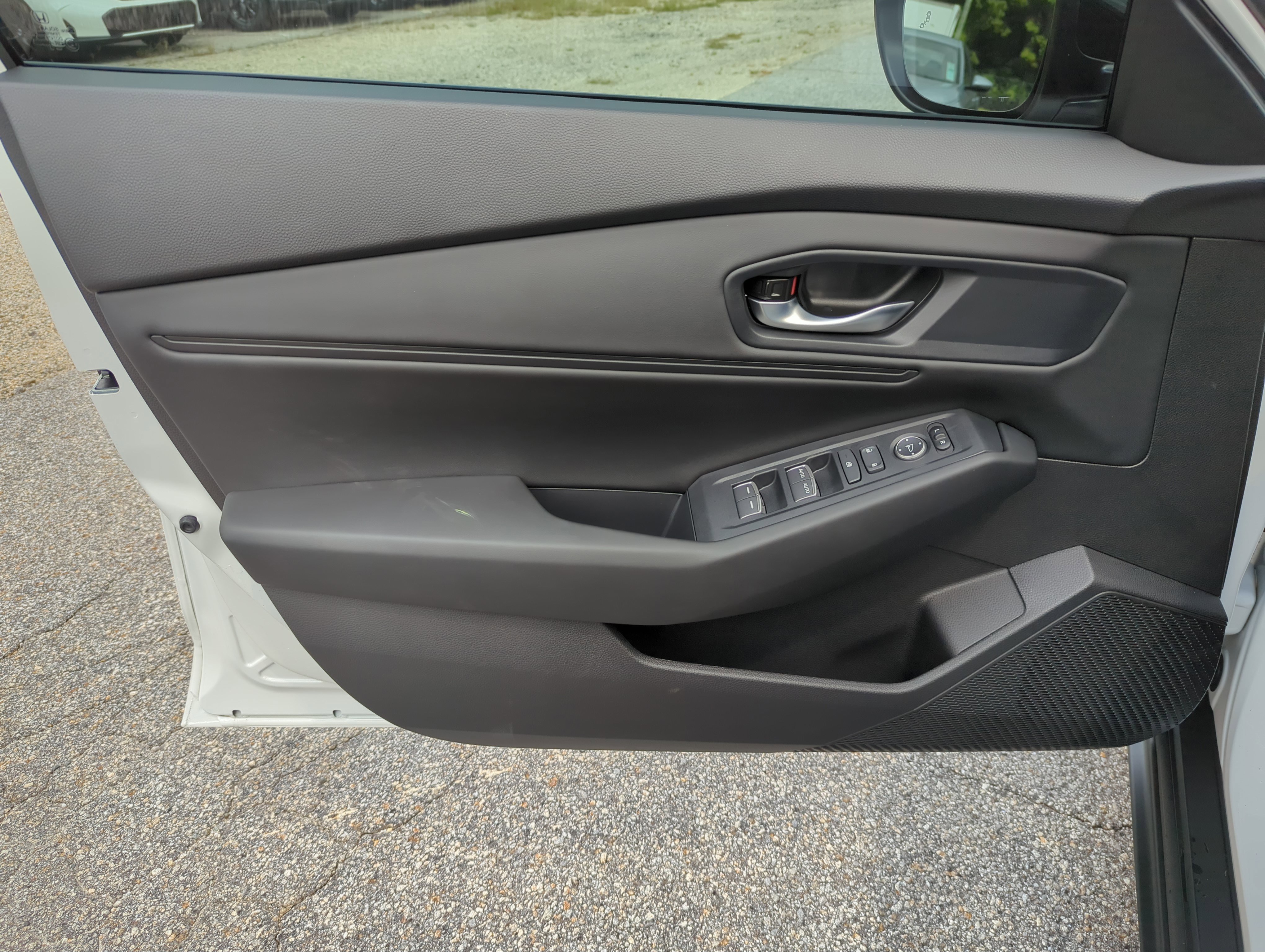 New 2025 Honda Accord SE image 16