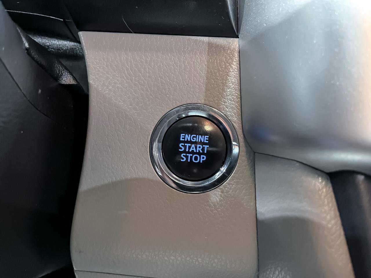 Used 2019 Toyota Highlander XLE image 18