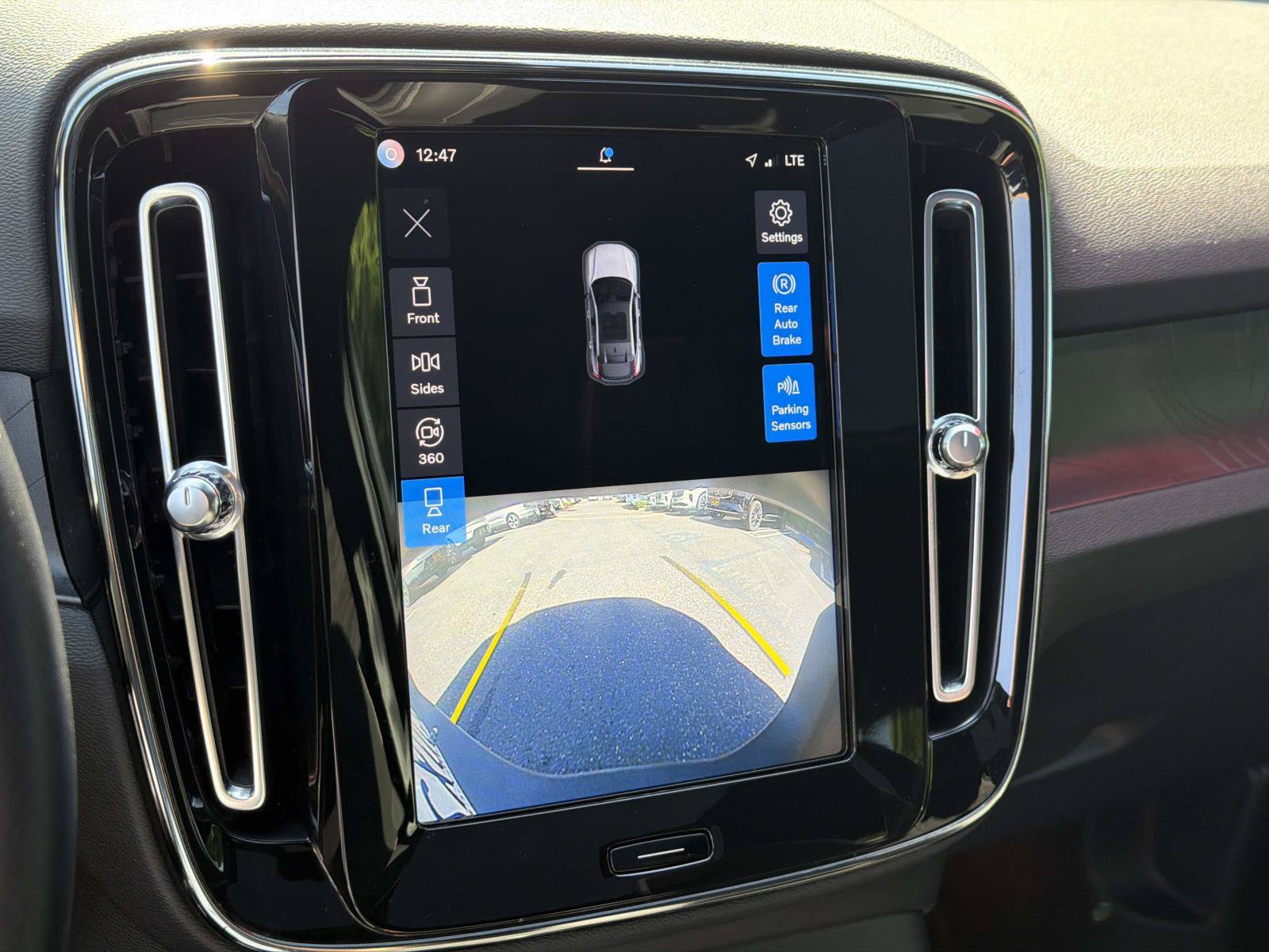 Certified 2023 Volvo C40 P8 Recharge Ultimate AWD/4WD image 13