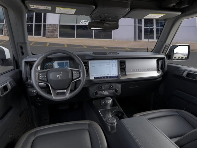 New 2025 Ford Bronco Outer Banks image 9