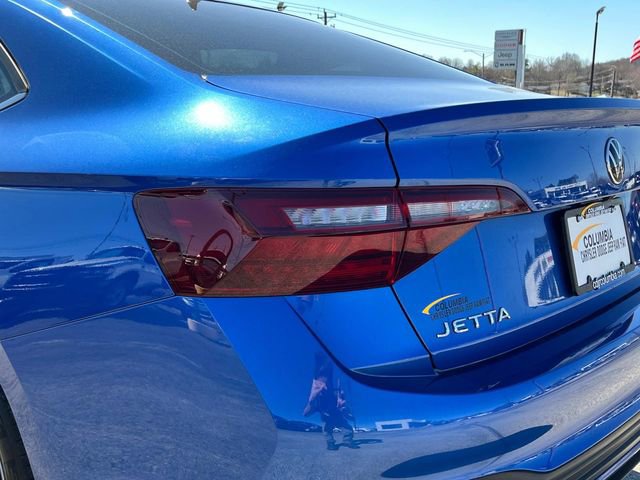 Used 2024 Volkswagen Jetta SE image 35