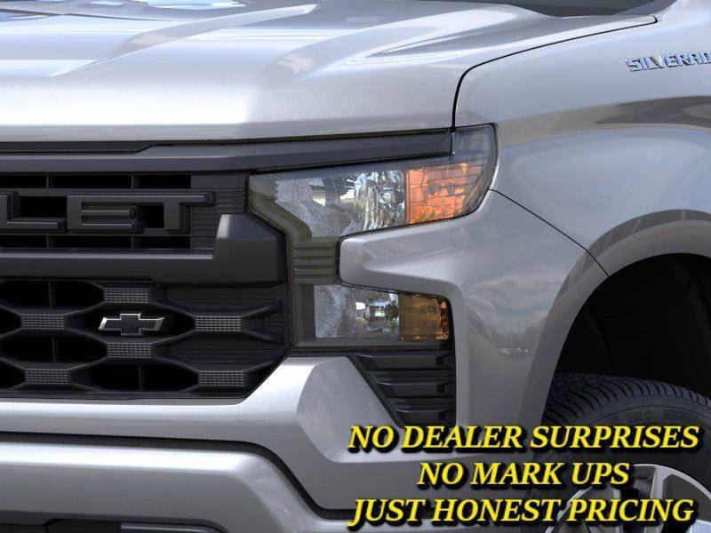 New 2026 Chevrolet Silverado 1500 Custom RWD image 3
