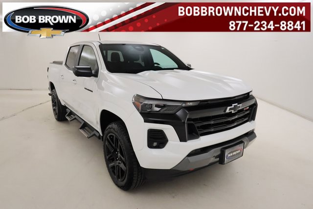 Used 2024 Chevrolet Colorado Z71 w/ Z71 Convenience Package 2