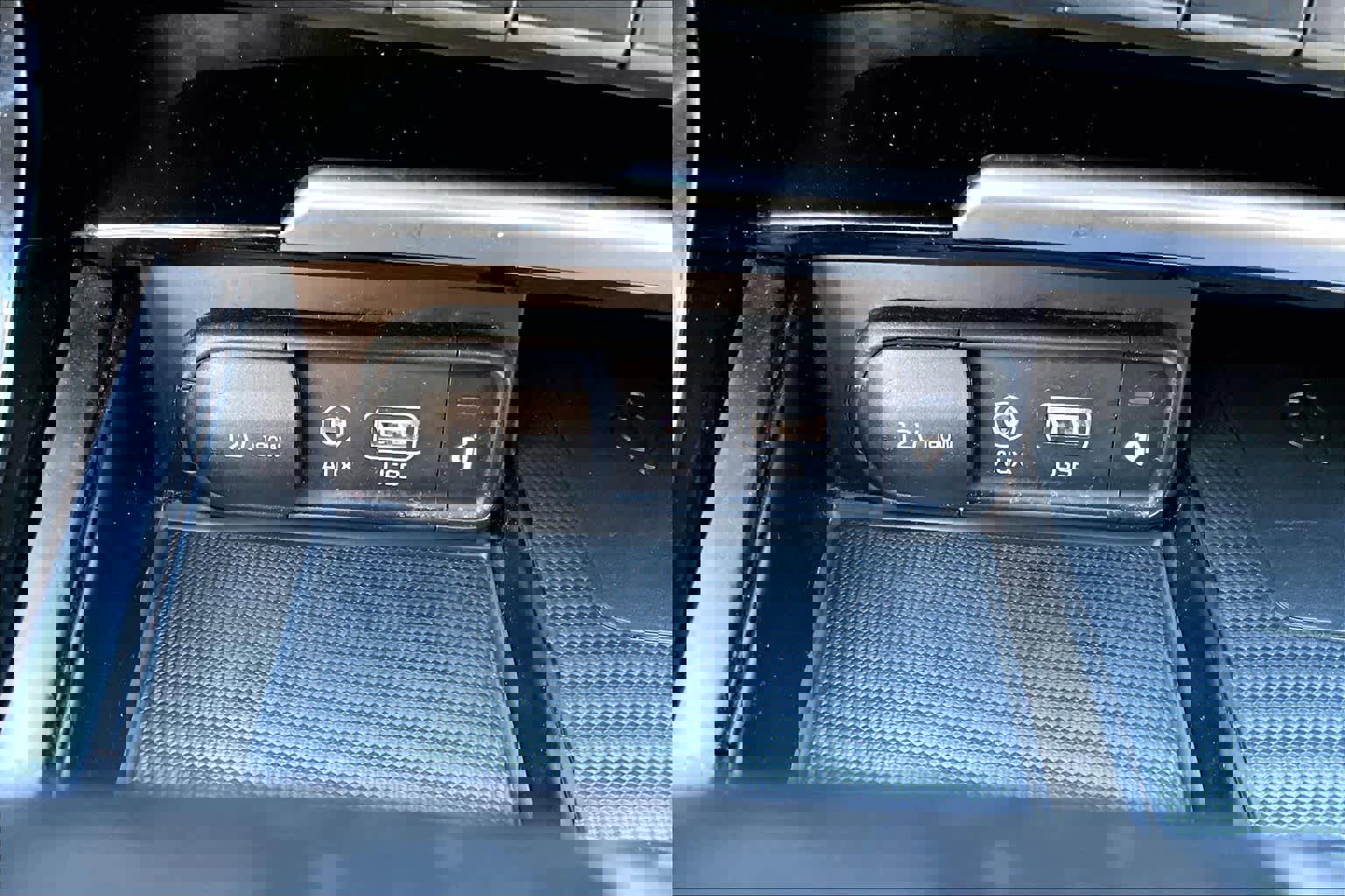 Used 2020 Kia Stinger GT-Line image 34