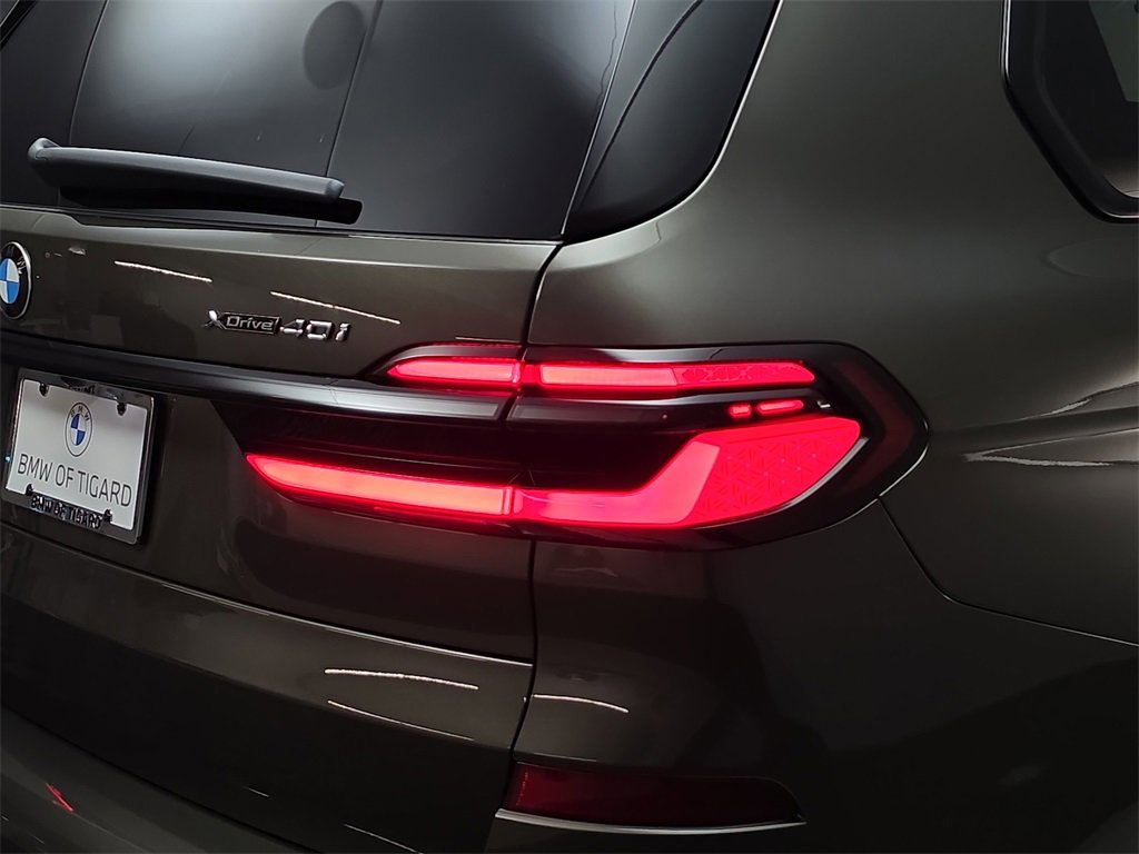 New 2026 BMW X7 xDrive40i w/ M Sport Package image 35