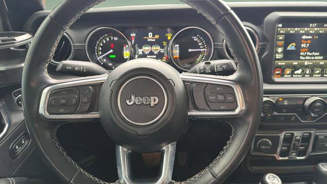 Used 2022 Jeep Wrangler Unlimited Sahara image 9