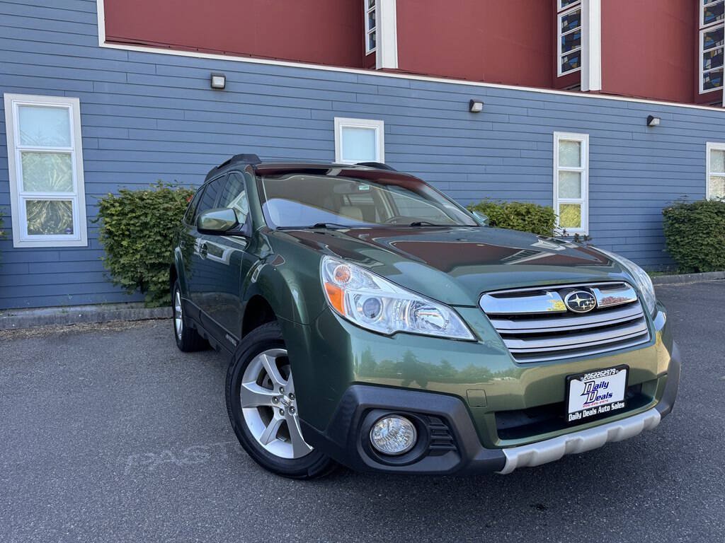 Used 2014 Subaru Outback 2.5i Limited AWD/4WD image 1