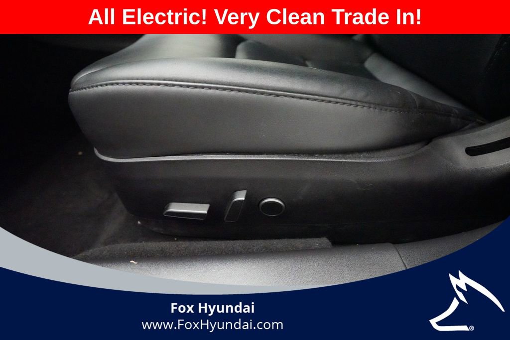 Used 2021 Tesla Model 3 Standard Range Plus image 28