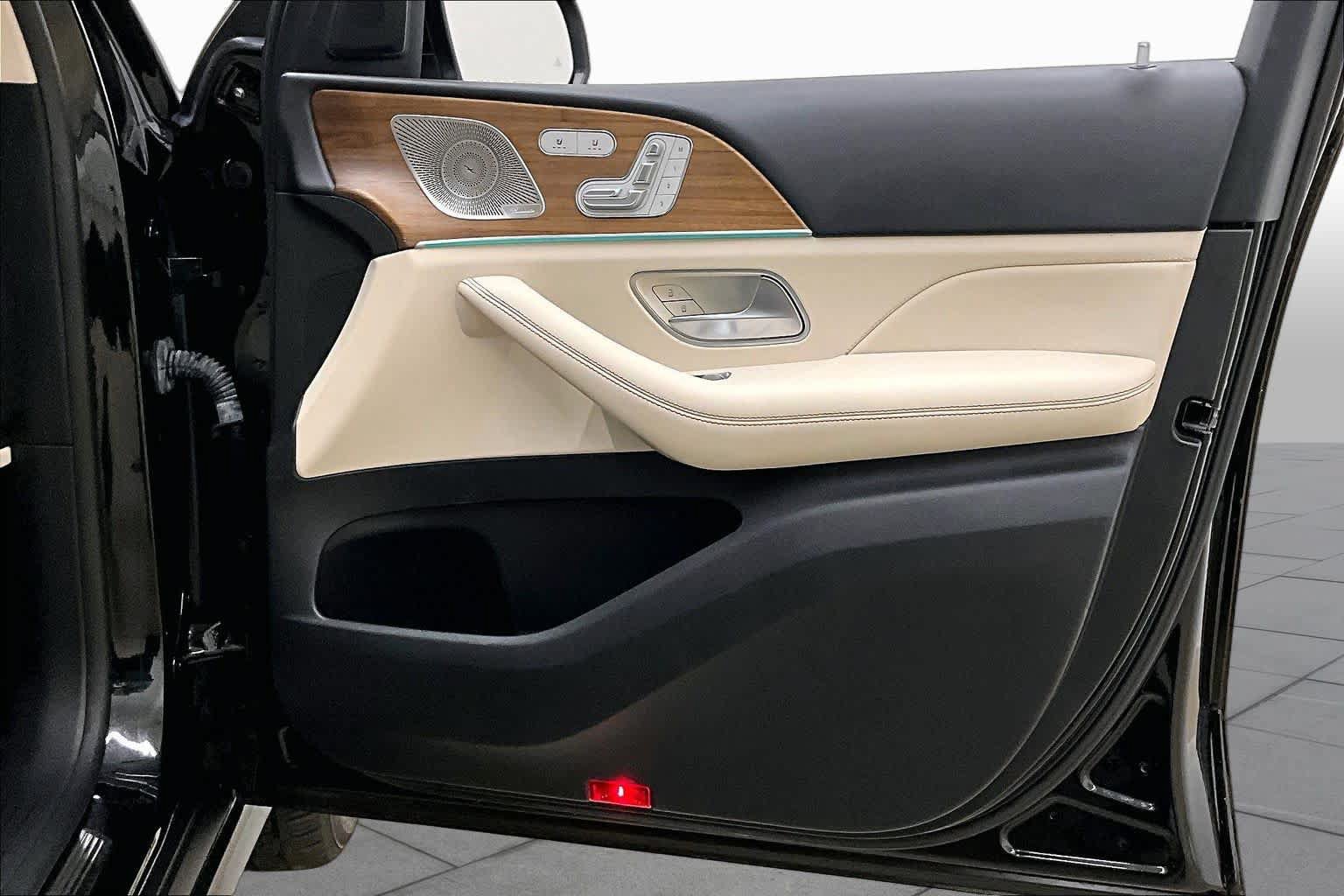 Certified 2022 Mercedes-Benz GLS 450 4MATIC image 26