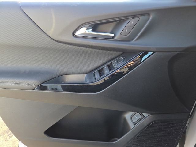 New 2026 Chevrolet Equinox LT w/ Convenience Package II image 34