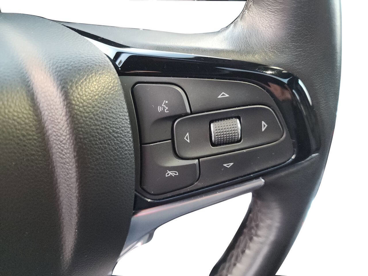 Used 2024 Buick Enclave Essence w/ Experience Buick Package image 30